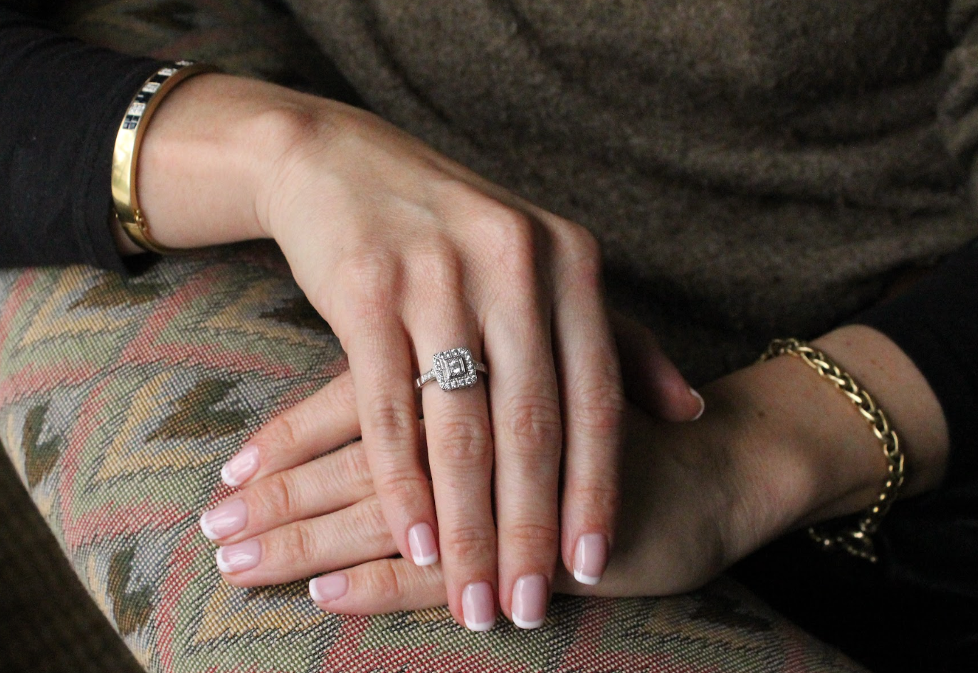 Anillo hecho a mano, plata 925, rodio platino y zirconitas.