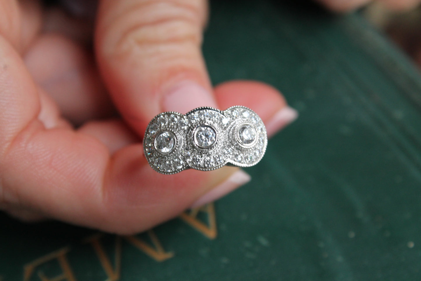 Anillo triple hecho a mano, plata 925, rodio platino y zirconitas.