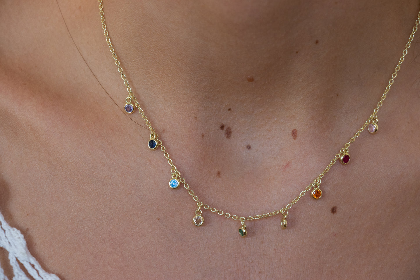 Collar colores, plata 925, enchapado en oro amarillo de 18k y zirconitas de colores.