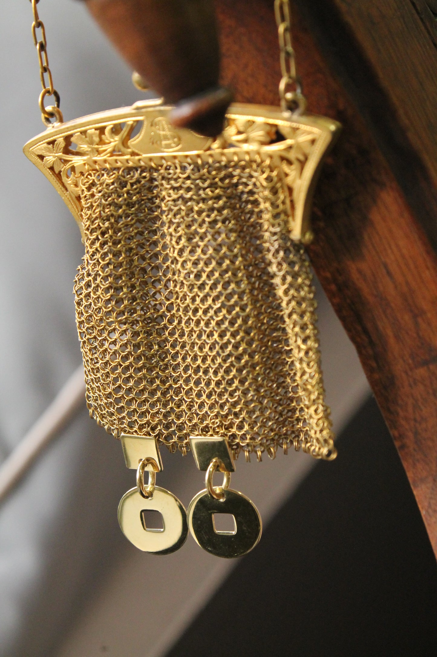 Aros europeos, hechos a mano de oro amarillo de 18k