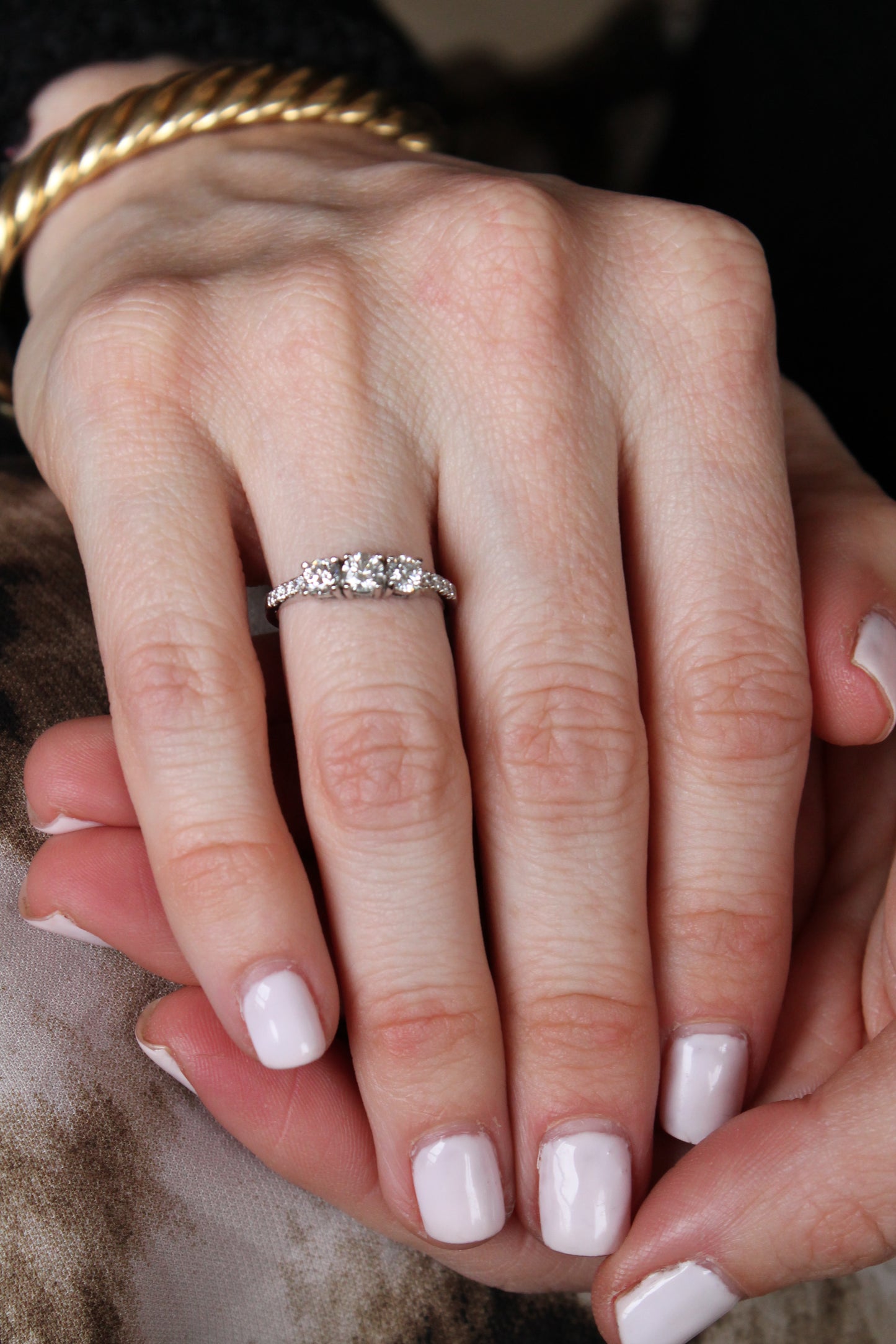 Anillo modelo tricillo a pedido, hecho a mano de platino y brillantes.