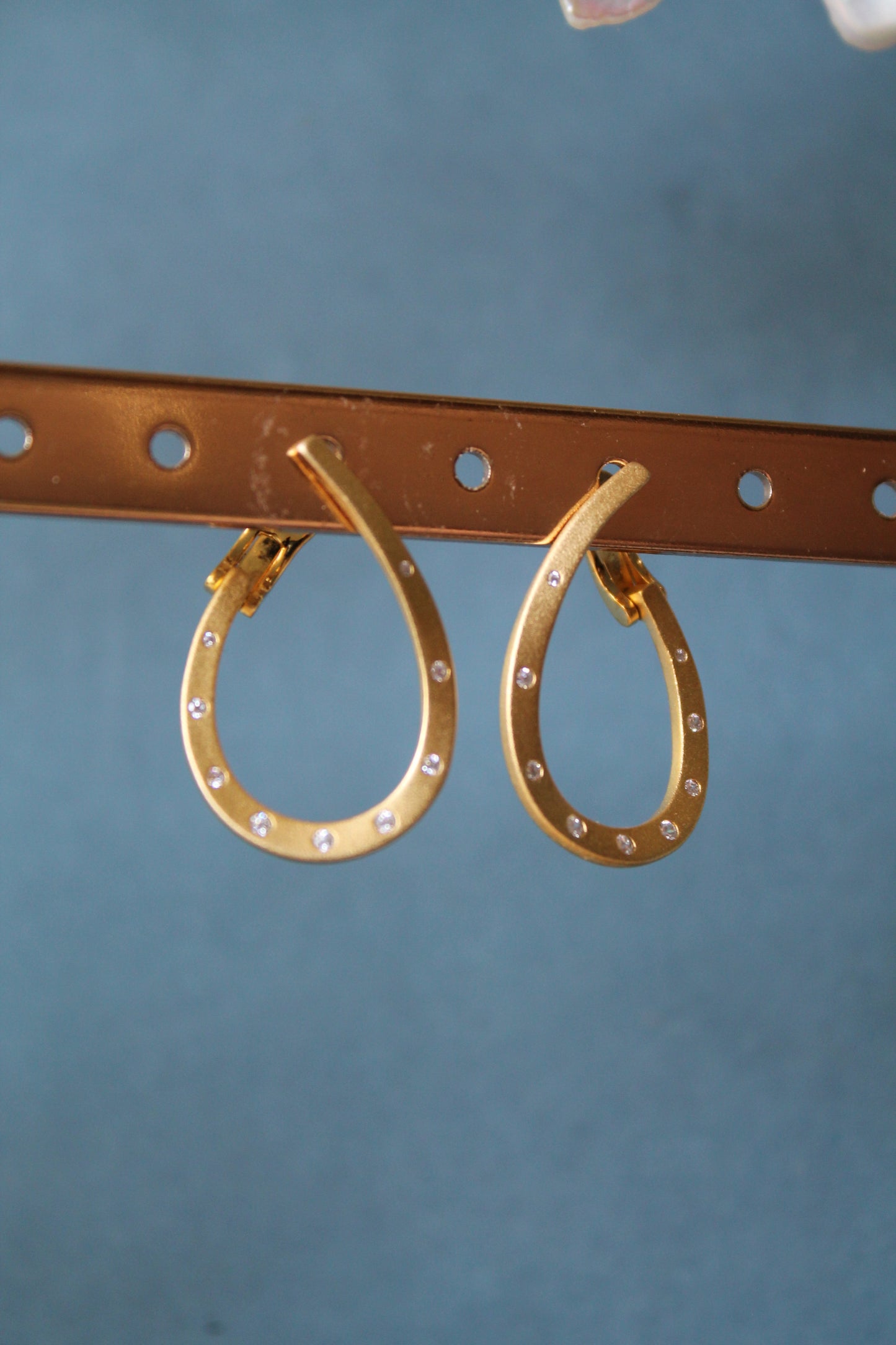 Aros plata 925 enchapados en oro y zirconitas