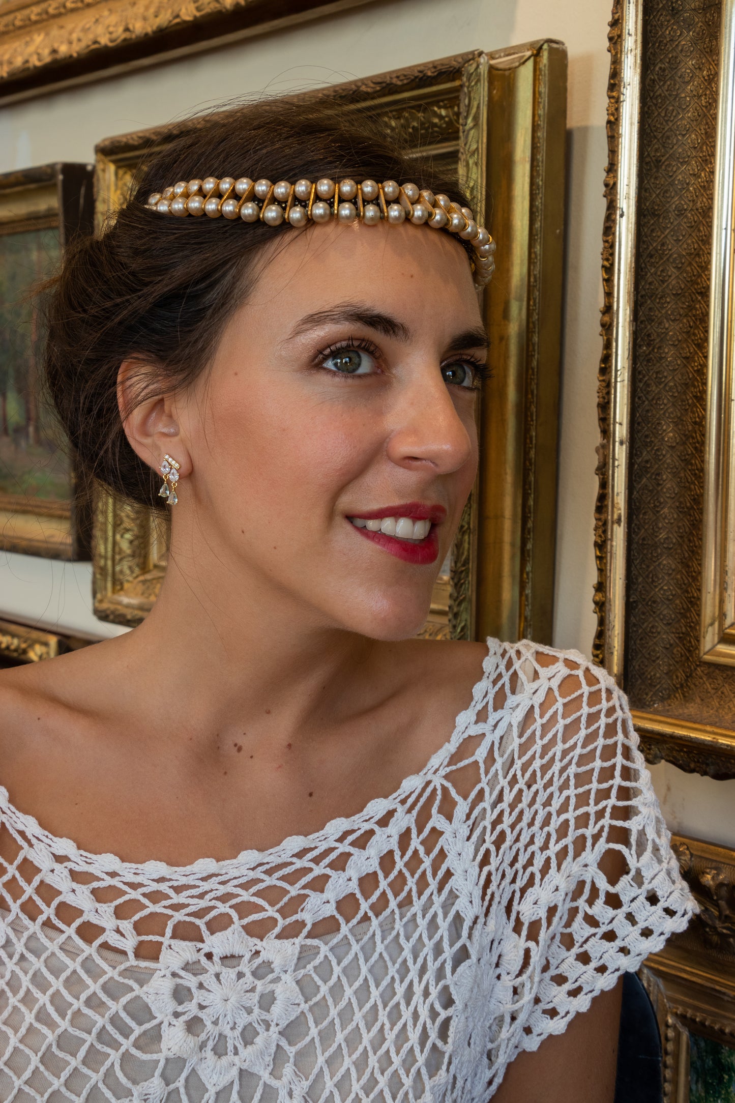 Aros estilo antiguo, plata 925 enchapado en oro y zirconitas.