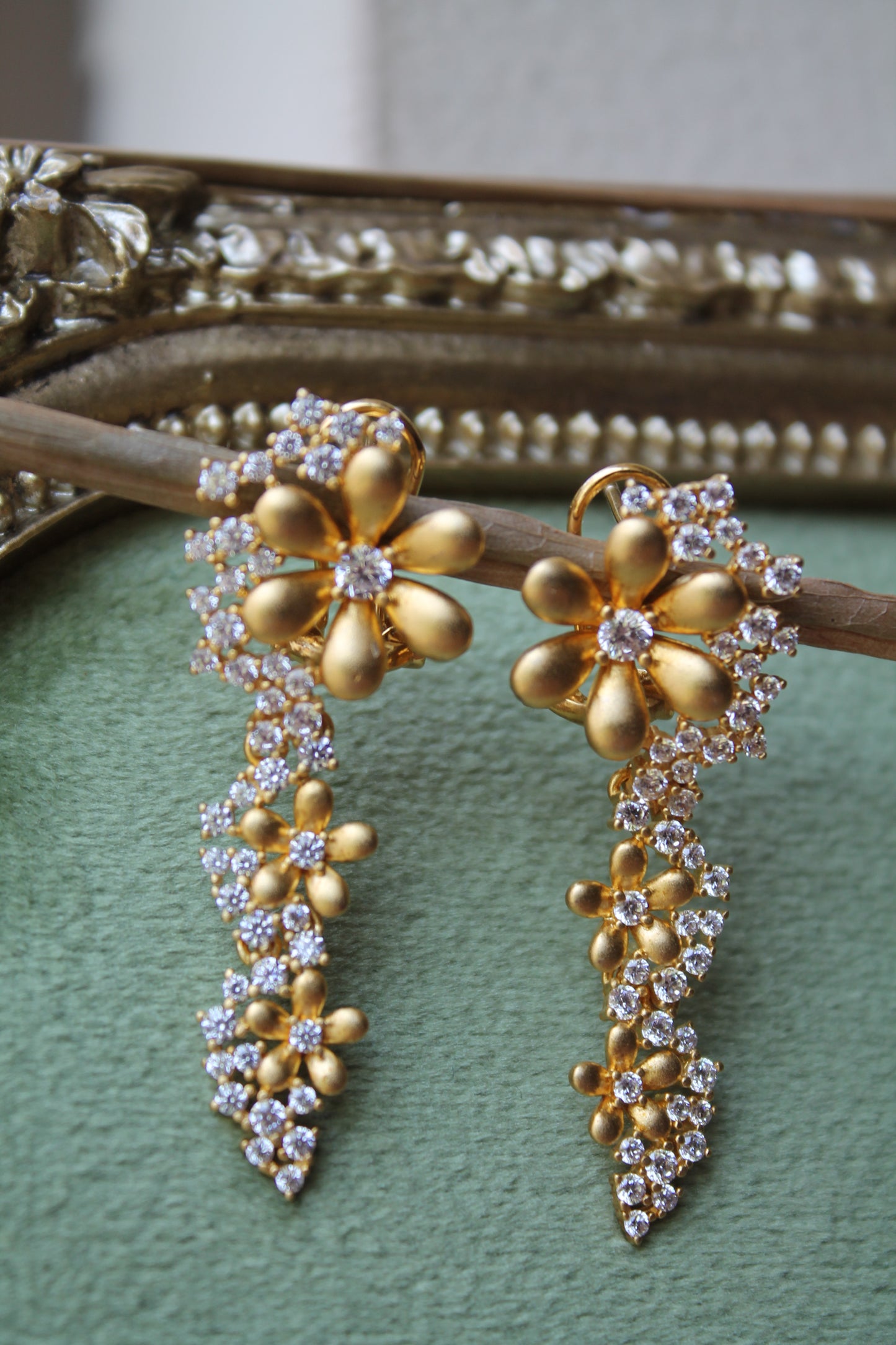 Aros plata 925 enchapados en oro con zirconitas