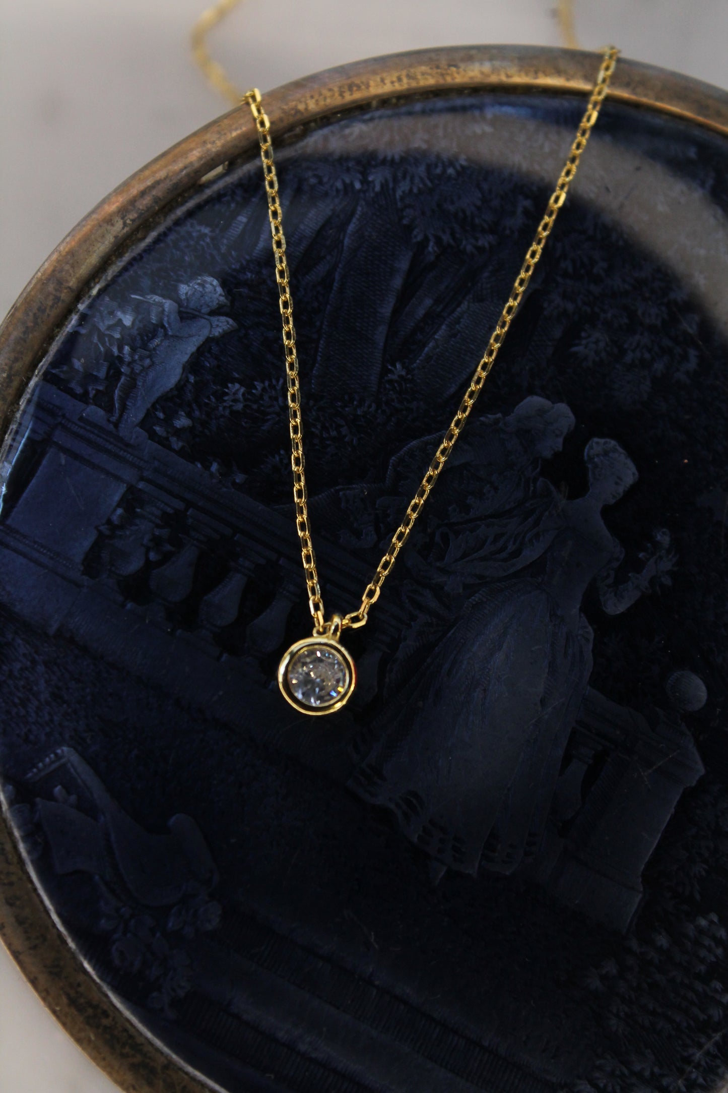 Collar punto de luz, plata 925, enchapado en oro 18k y zirconita.