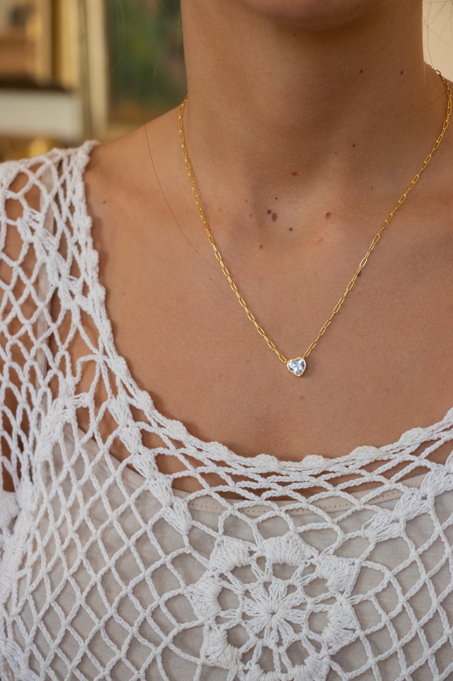 Collar corazón delicado, plata 925, enchapado en oro y zirconitas.