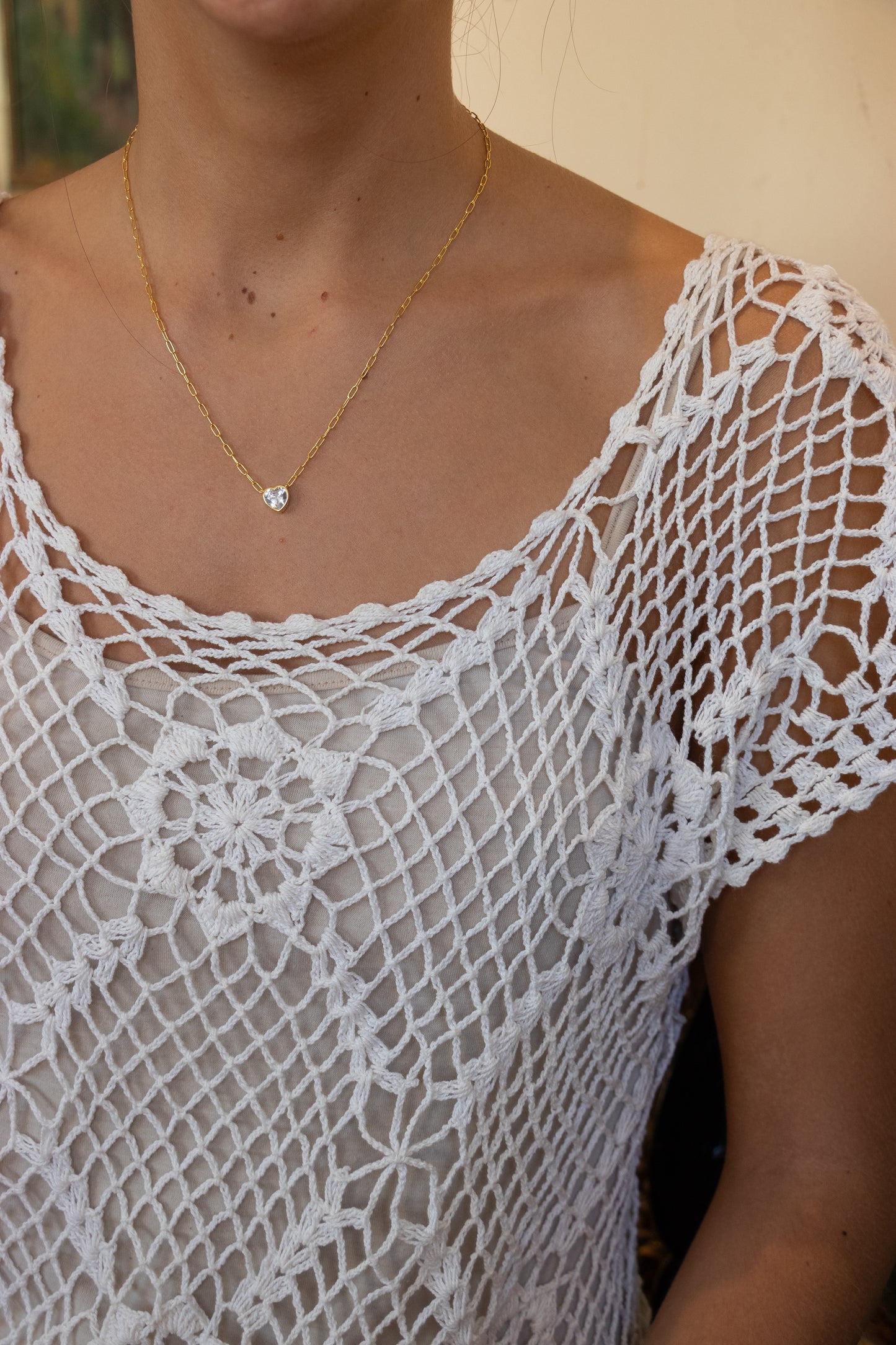 Collar corazón delicado, plata 925, enchapado en oro y zirconitas.