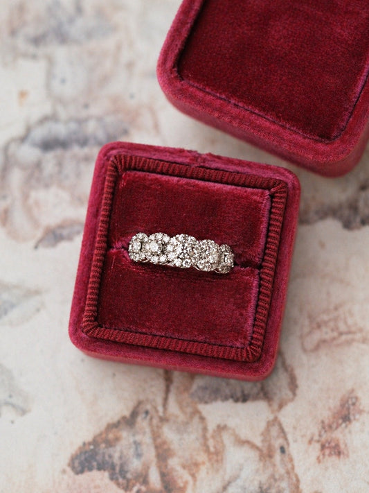 Anillo a pedido, hecho a mano, platino y brillantes