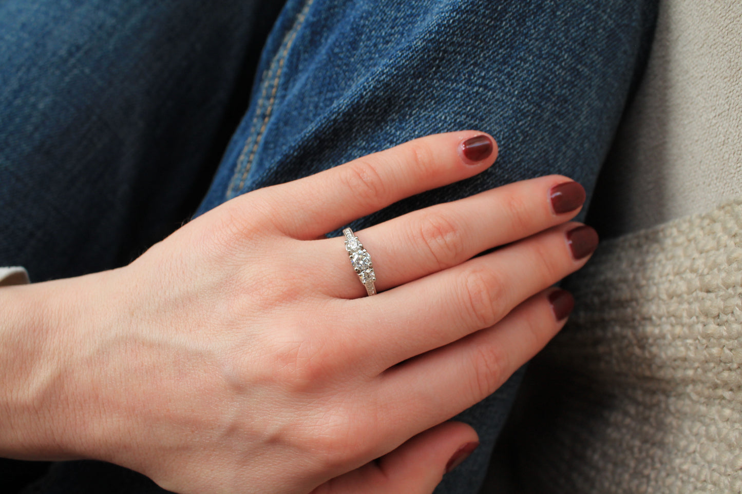 Anillo modelo tricillo a pedido, hecho a mano de platino y brillantes