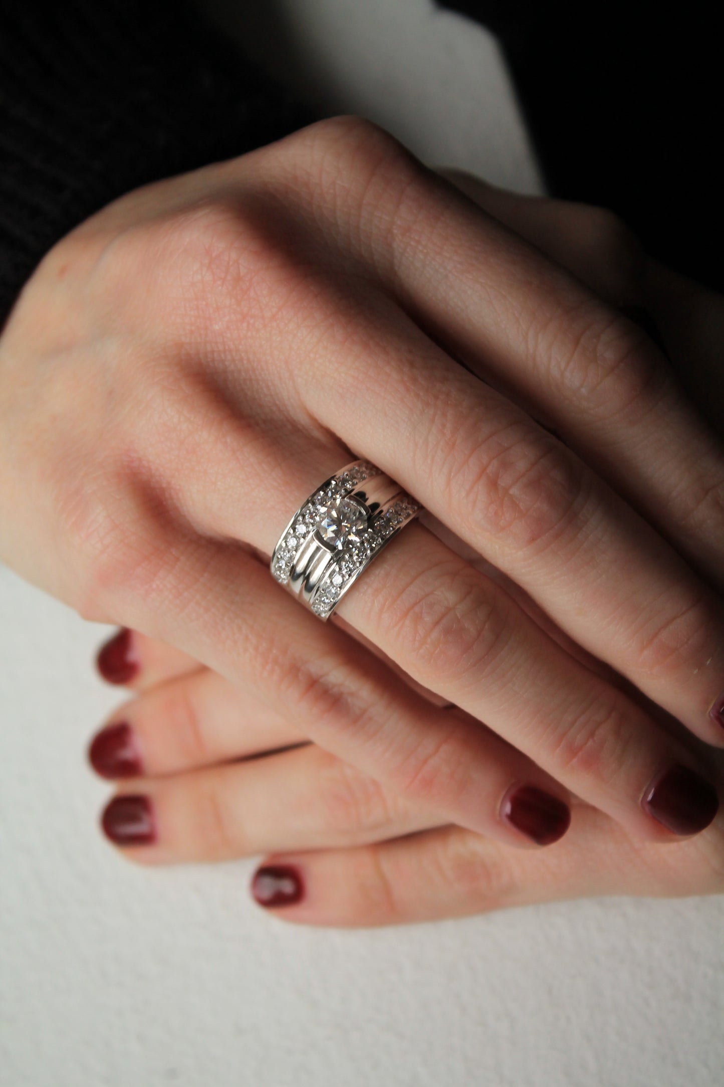Anillo platino y brillantes