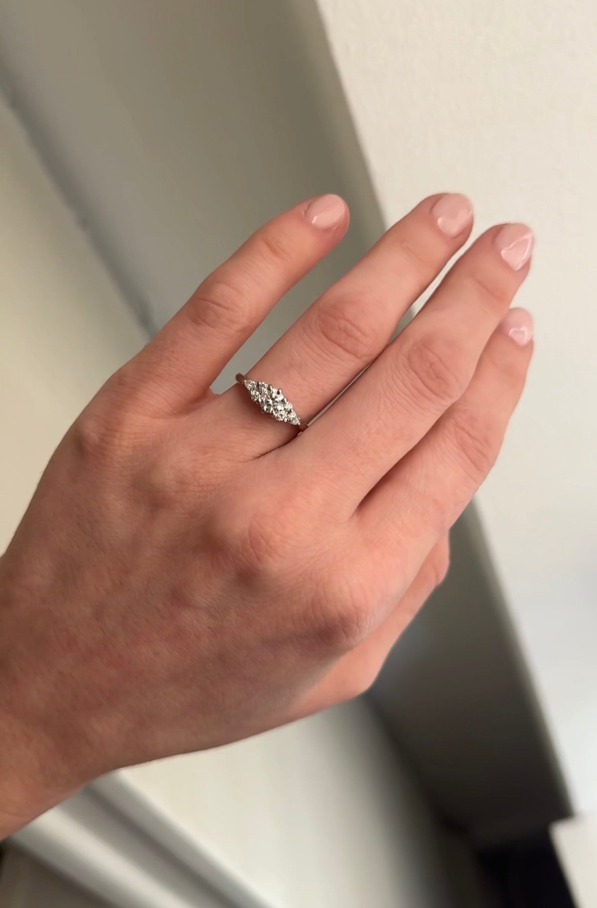 Anillo platino y diamantes