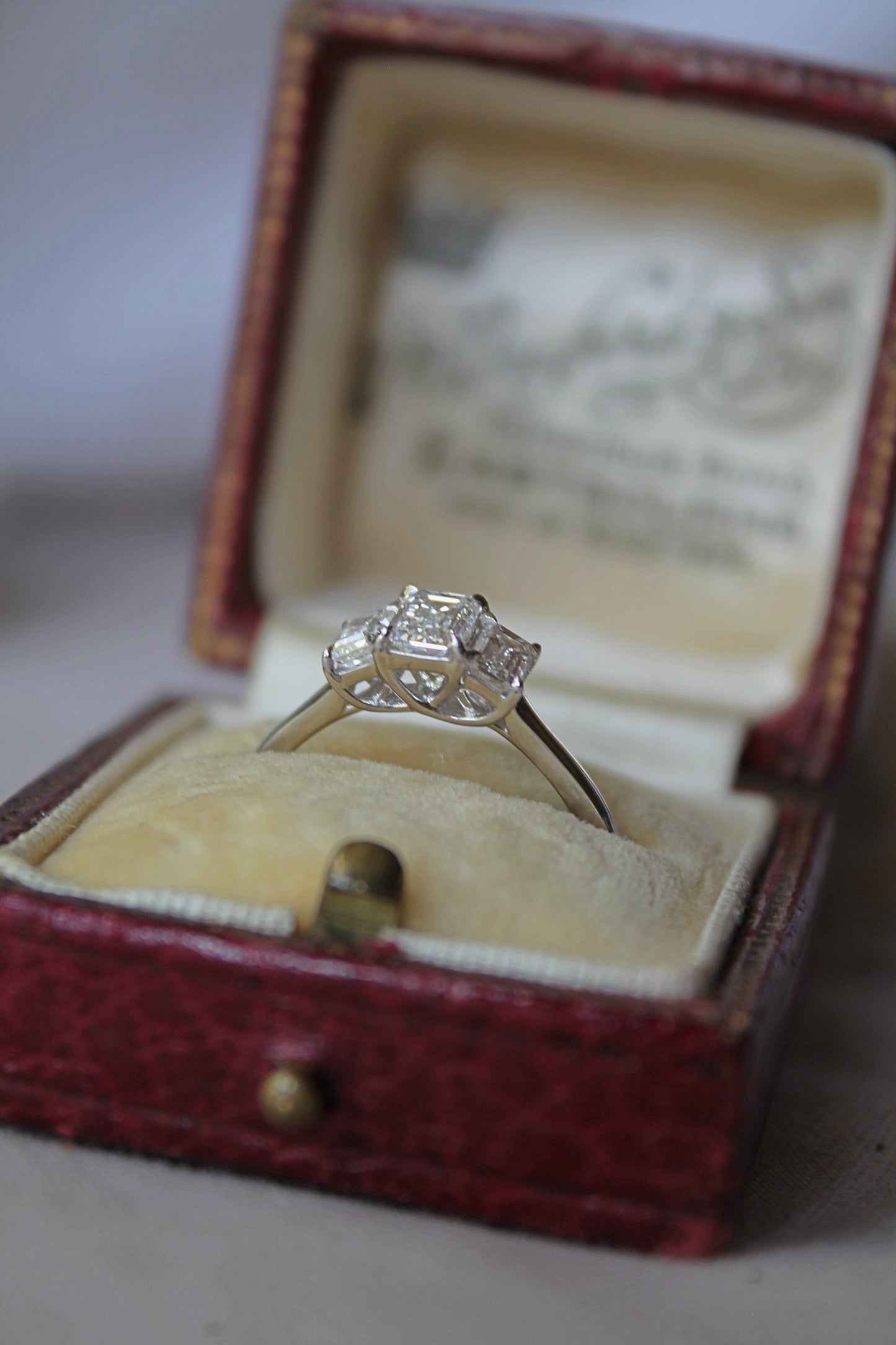 Anillo oro blanco y diamante sintético