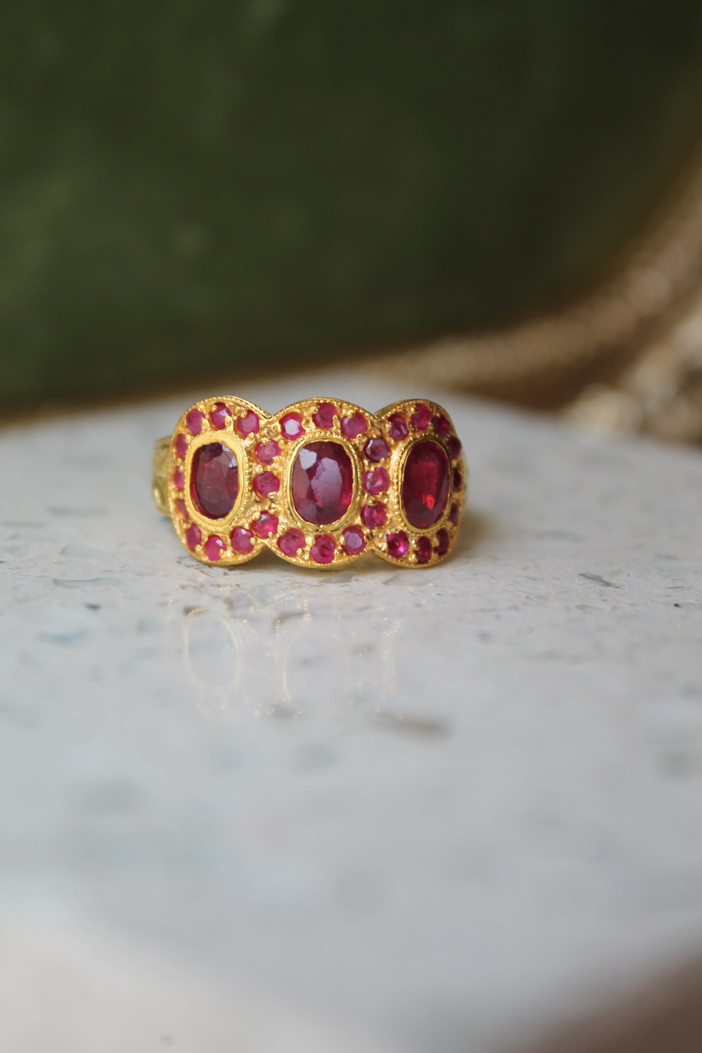 Anillo plata 925 enchapado en oro y rubi