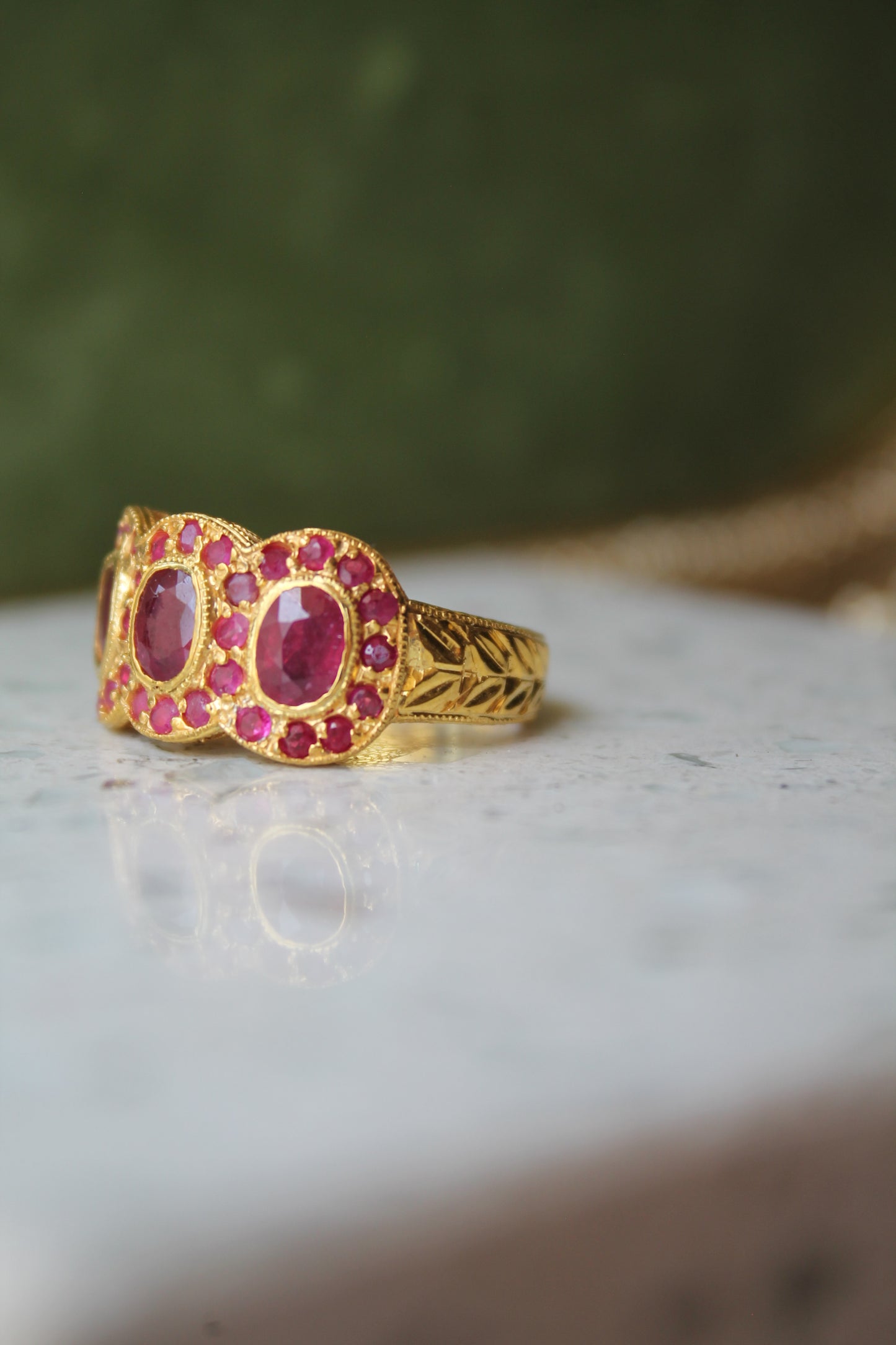 Anillo plata 925 enchapado en oro y rubi