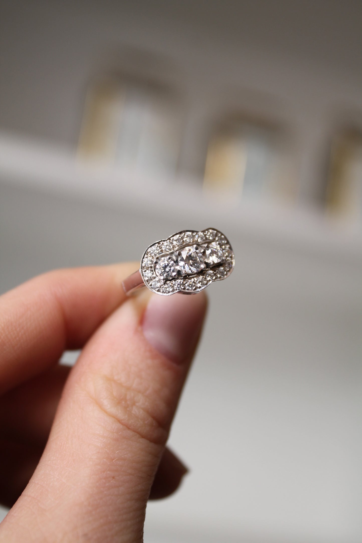 Anillo a pedido, hecho a mano, platino, y brillantes